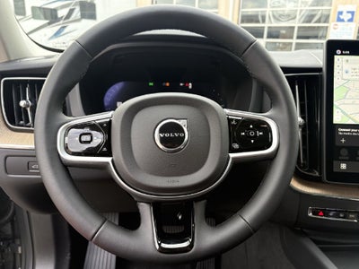2026 Volvo XC60 Plug-In Hybrid T8 Plus