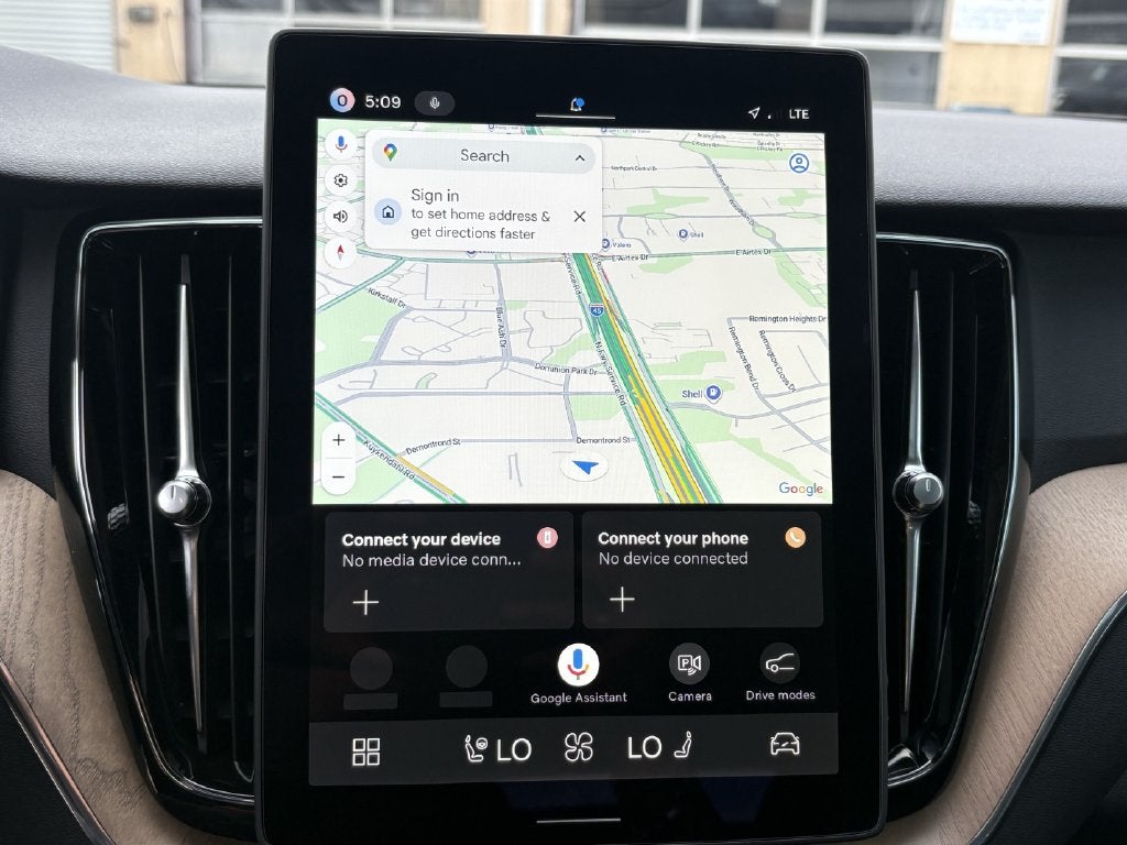 2026 Volvo XC60 Plug-In Hybrid T8 Plus