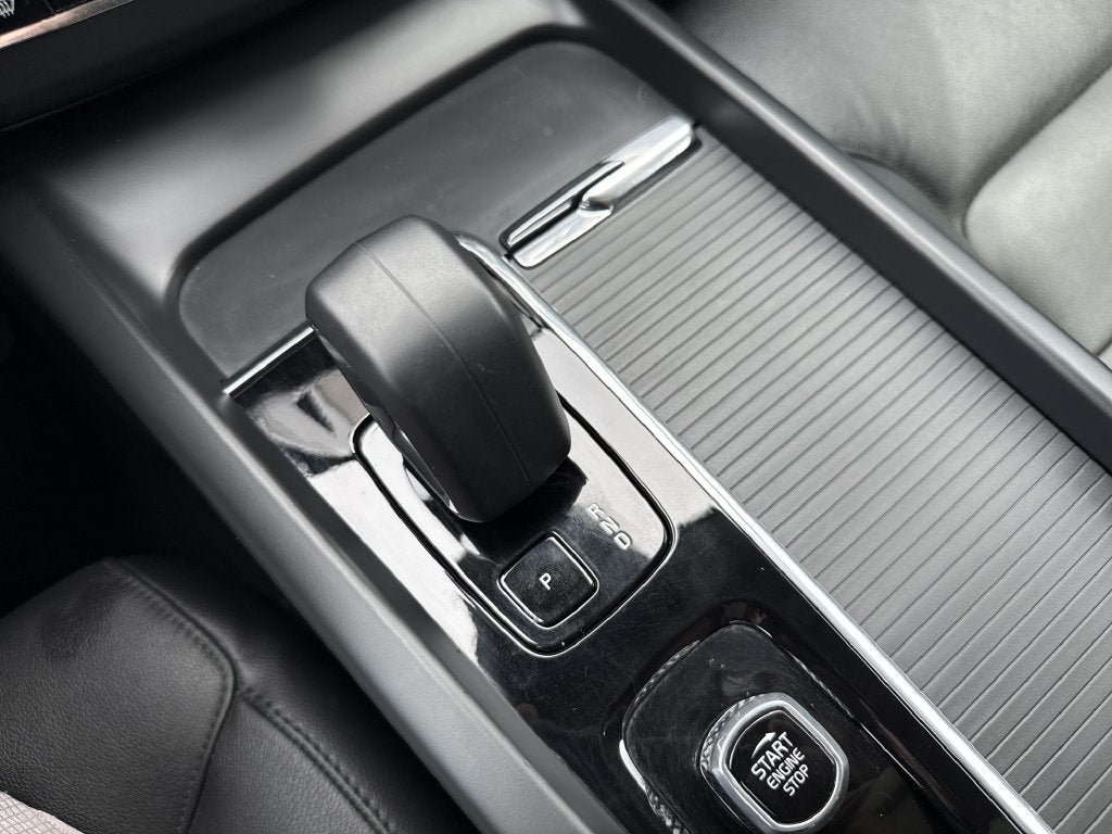 2024 Volvo XC60 B5 Core