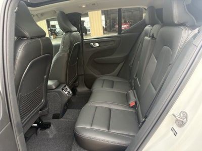 2026 Volvo XC40 B5 Plus