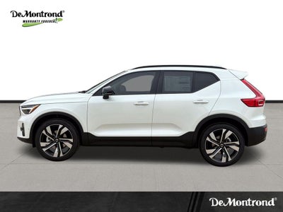 2026 Volvo XC40 B5 Plus