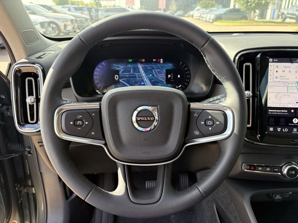 2026 Volvo XC40 B5 Plus