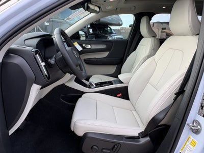 2026 Volvo XC40 B5 Plus