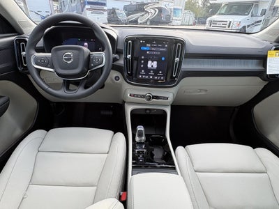 2026 Volvo XC40 B5 Plus