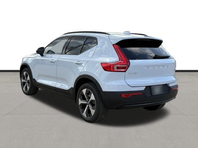 2026 Volvo XC40 B5 Plus