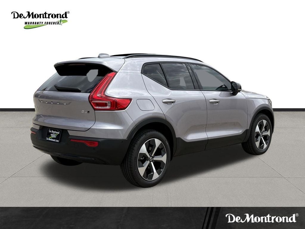 2026 Volvo XC40 B5 Plus