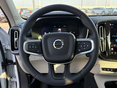 2026 Volvo XC40 B5 Plus