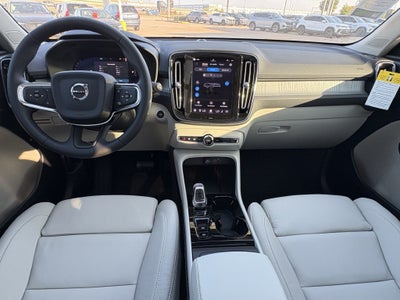 2026 Volvo XC40 B5 Plus