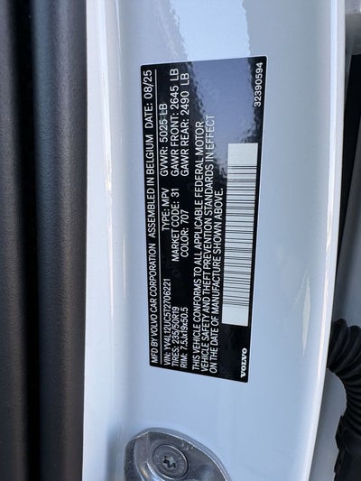 2026 Volvo XC40 B5 Plus