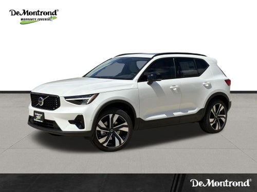 2026 Volvo XC40 B5 Plus