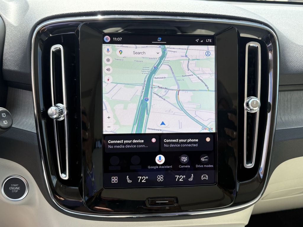 2026 Volvo XC40 B5 Plus