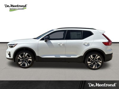 2026 Volvo XC40 B5 Plus