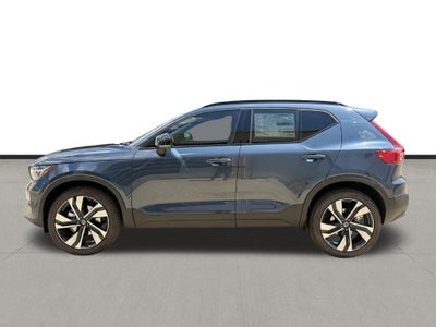 2026 Volvo XC40 B5 Plus