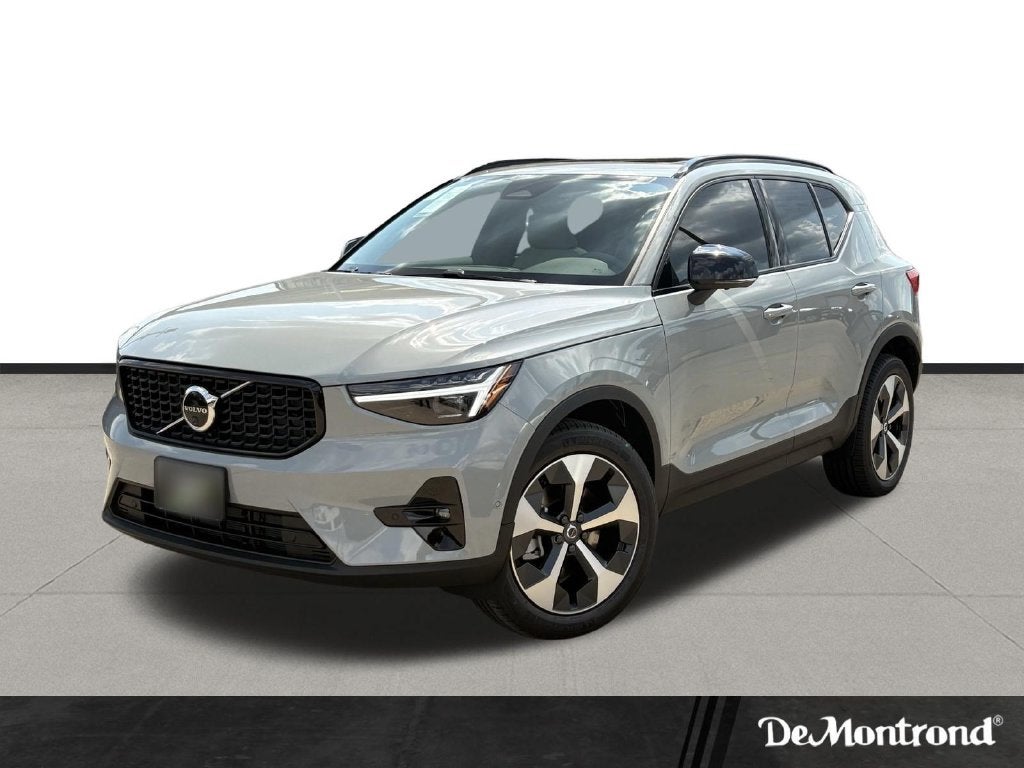 2026 Volvo XC40 B5 AWD PLus