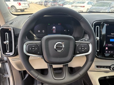 2026 Volvo XC40 B5 AWD PLus