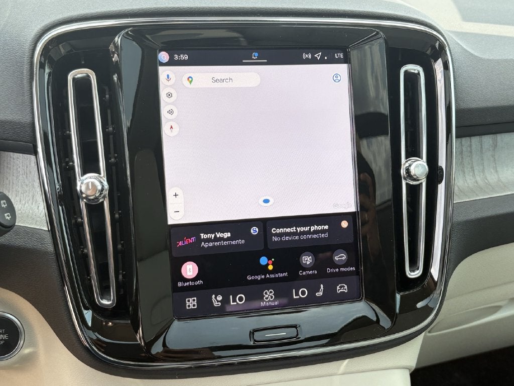 2026 Volvo XC40 B5 AWD PLus