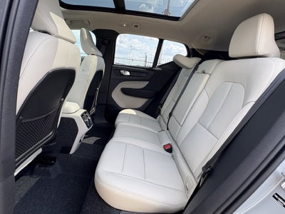 2026 Volvo XC40 B5 AWD PLus