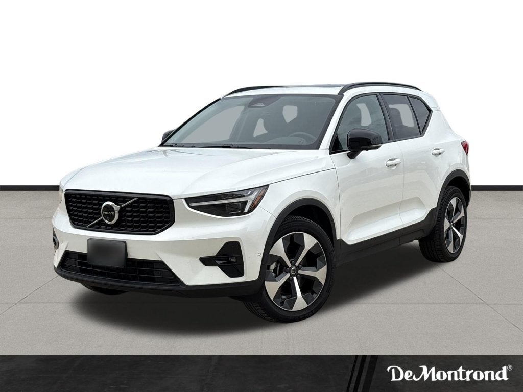 2026 Volvo XC40 B5 Plus