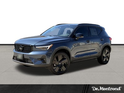2026 Volvo XC40 B5 Ultra Black Edition