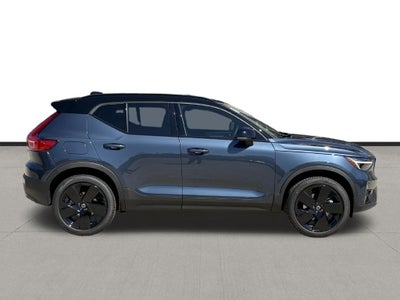 2026 Volvo XC40 B5 Ultra Black Edition