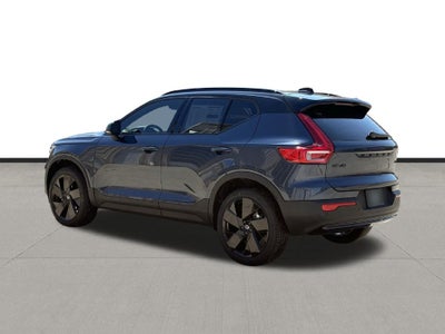 2026 Volvo XC40 B5 Ultra Black Edition