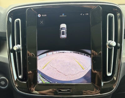 2026 Volvo XC40 B5 Core