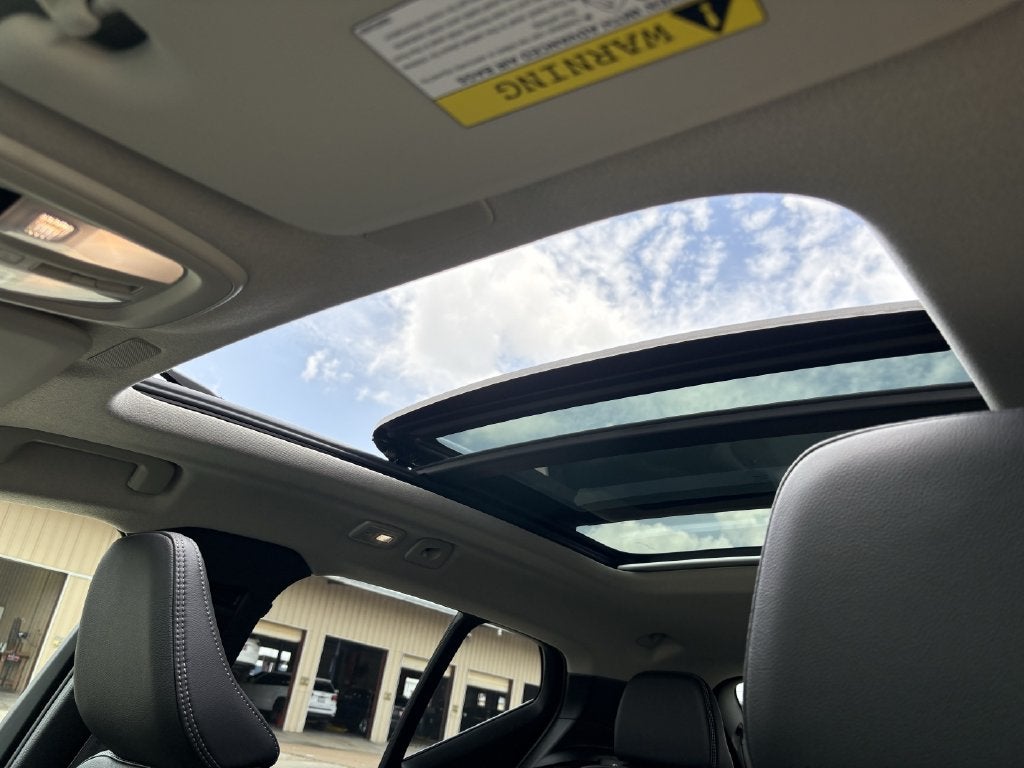 2026 Volvo XC40 B5 Core