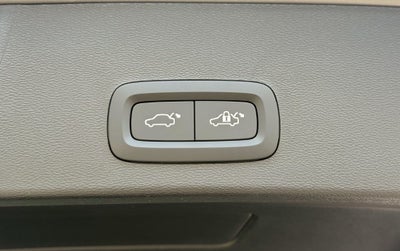 2026 Volvo XC40 B5 Core