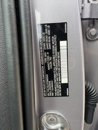 2026 Volvo XC40 B5 Core
