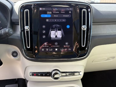 2026 Volvo XC40 B5 Ultra