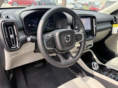 2026 Volvo XC40 B5 Ultra