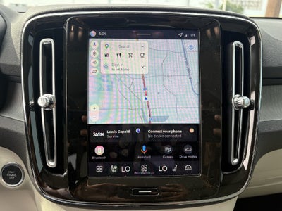 2026 Volvo XC40 B5 Ultra