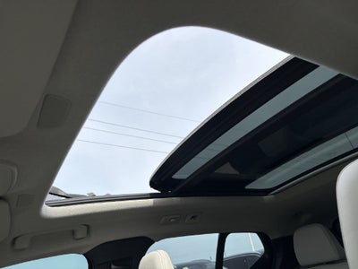 2026 Volvo XC40 B5 Ultra