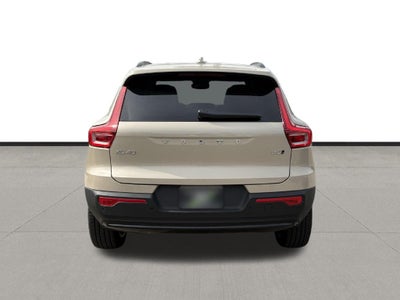 2026 Volvo XC40 B5 Ultra
