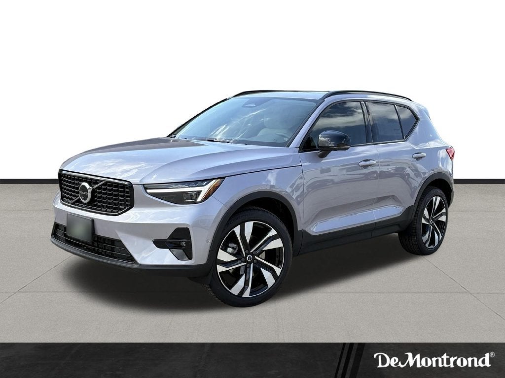 2026 Volvo XC40 B5 Ultra