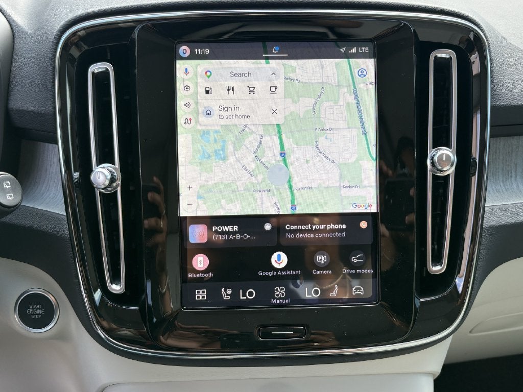 2026 Volvo XC40 B5 Ultra