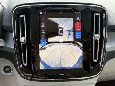 2026 Volvo XC40 B5 Ultra