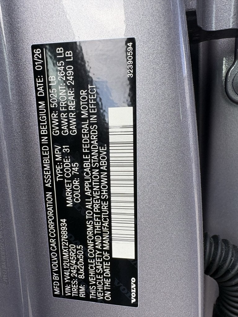 2026 Volvo XC40 B5 Ultra