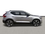 2026 Volvo XC40 B5 Ultra