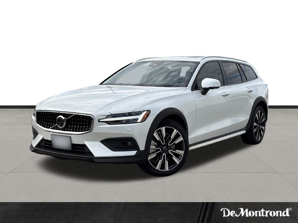 2026 Volvo V60 Cross Country B5 Ultra