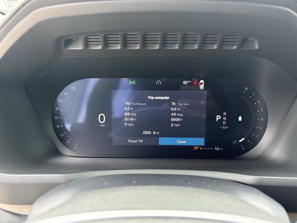 2026 Volvo XC90 B5 Plus