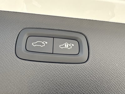 2026 Volvo XC90 B5 Plus