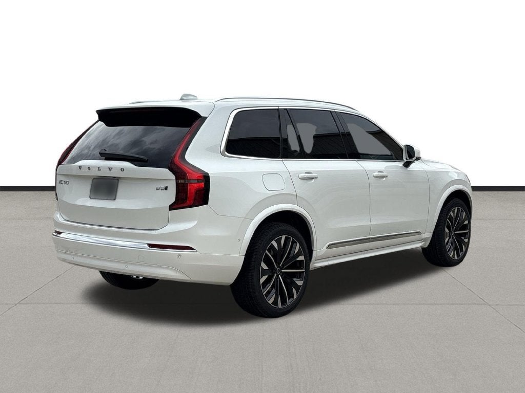 2026 Volvo XC90 B5 Plus