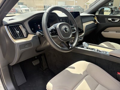 2026 Volvo XC60 B5 Plus