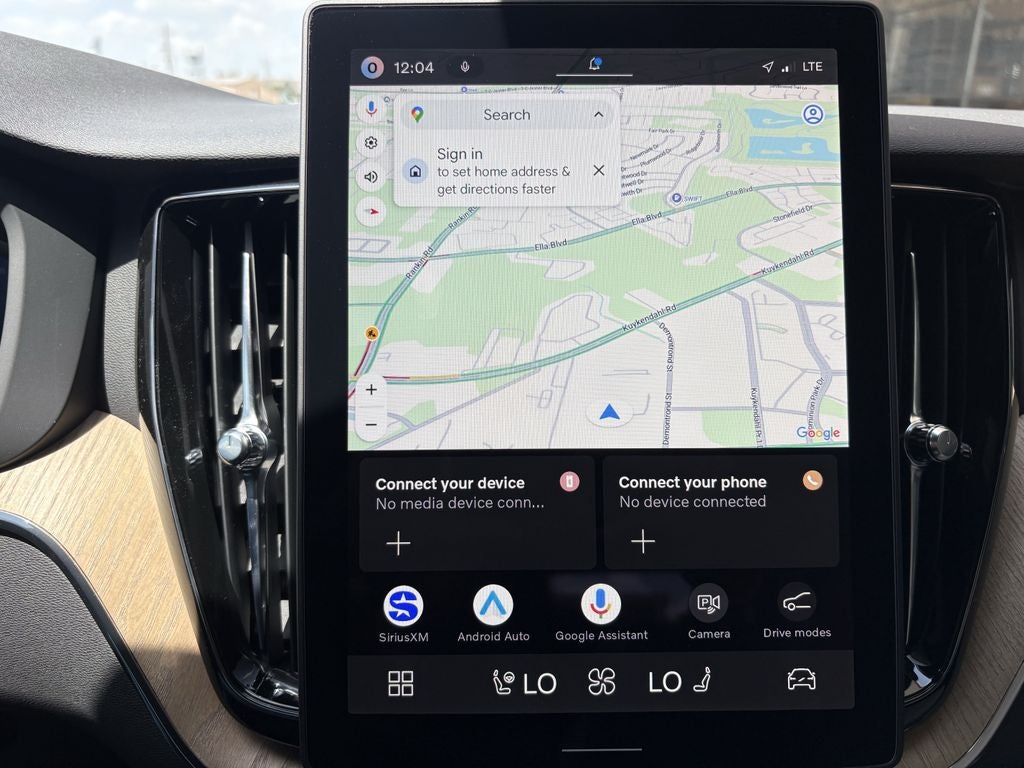 2026 Volvo XC60 B5 Plus