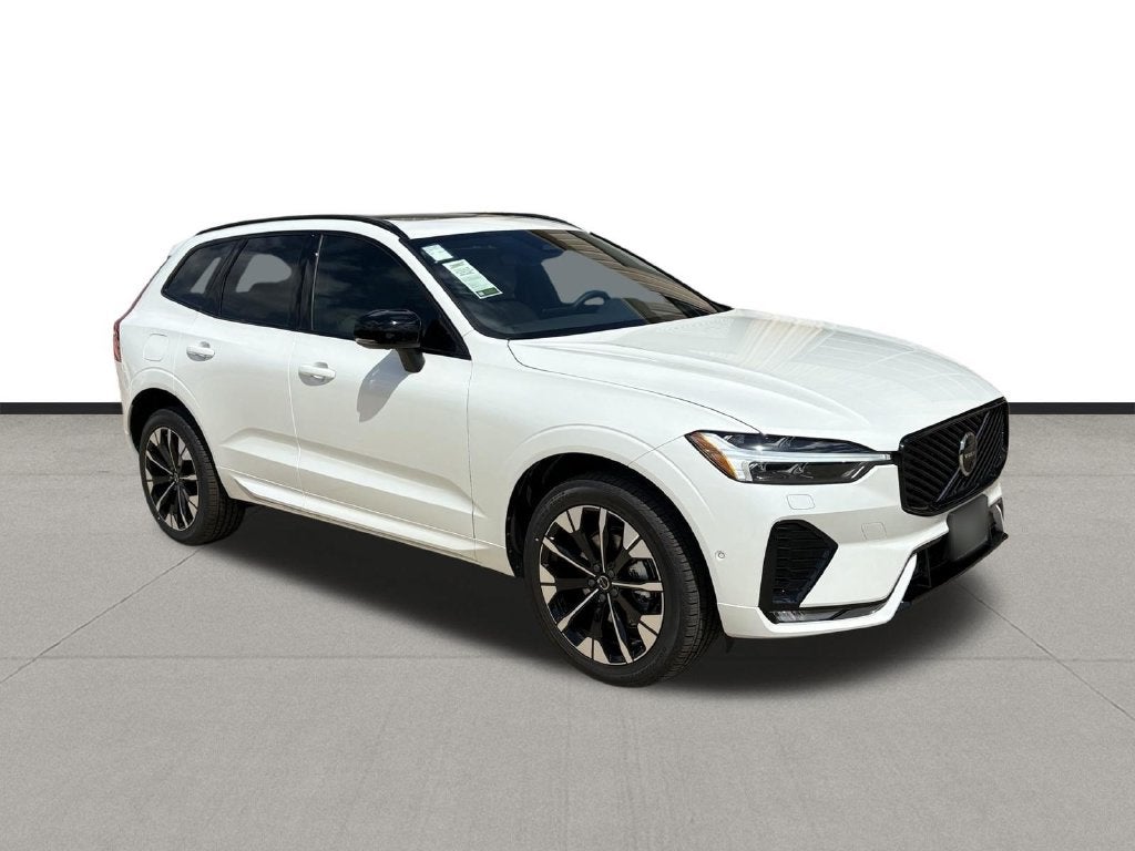 2026 Volvo XC60 B5 Plus