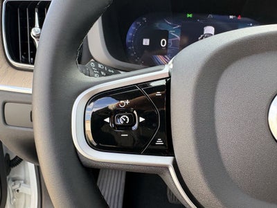 2026 Volvo XC60 B5 Plus