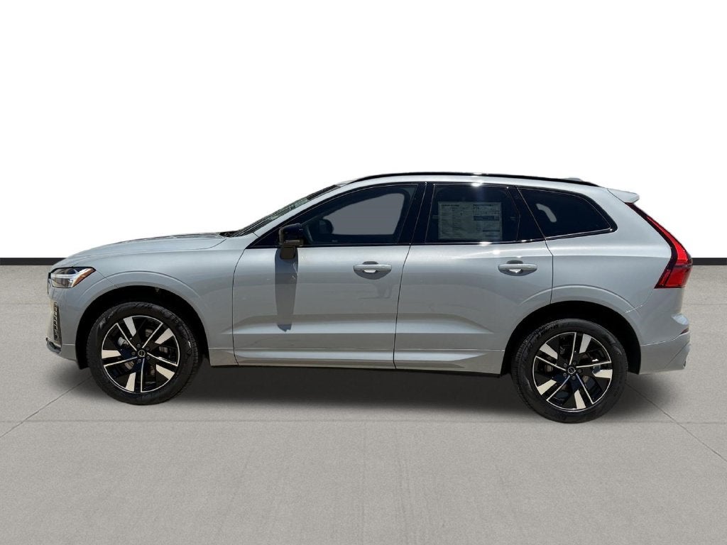 2026 Volvo XC60 B5 Core
