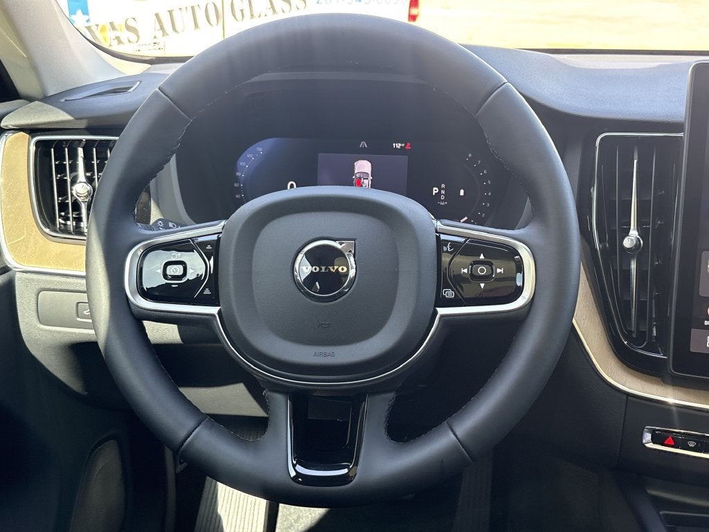 2026 Volvo XC60 B5 Core