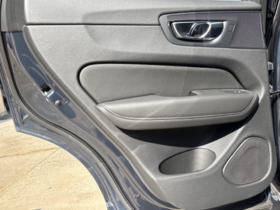 2026 Volvo XC60 B5 Core